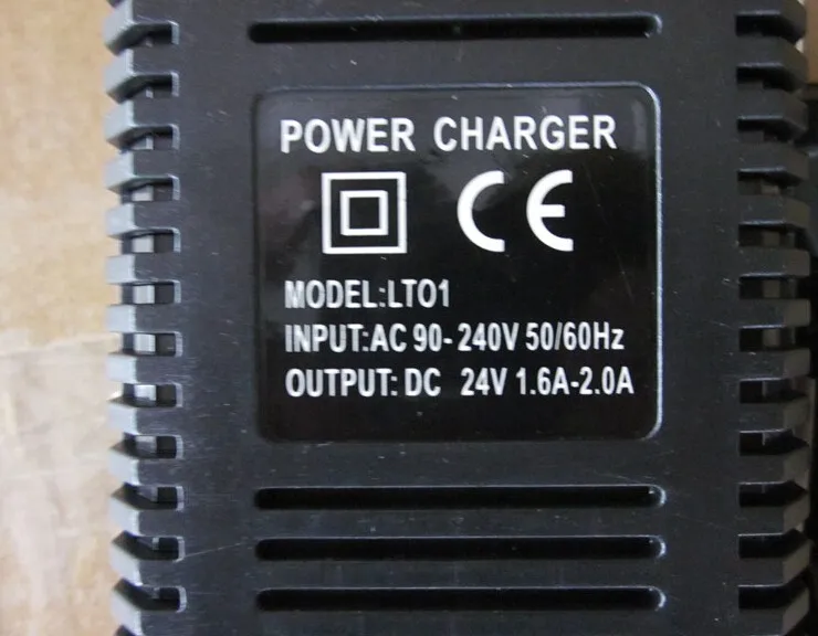 Free Shipping DC 24V 1.6-2.0A Lead Acid Battery Charger Power Charger Battery Charger For 24V 6AH Sea Scooter