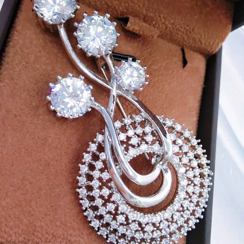 Fashion Jewelry Silver Color Brooch Flower Bouquet Brooches Lapel Pins 3A CZ Crystal Broches for Women Wedding Engagement Party