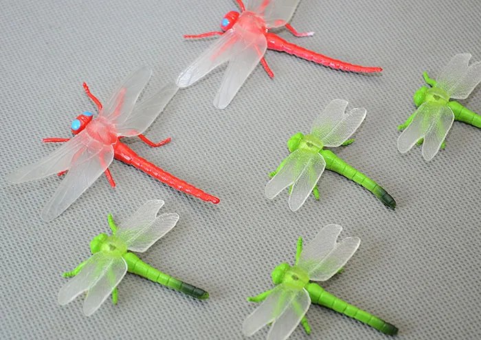 The simulation model toy insect red dragonfly Green Dragonfly workmanship good environmental tasteless