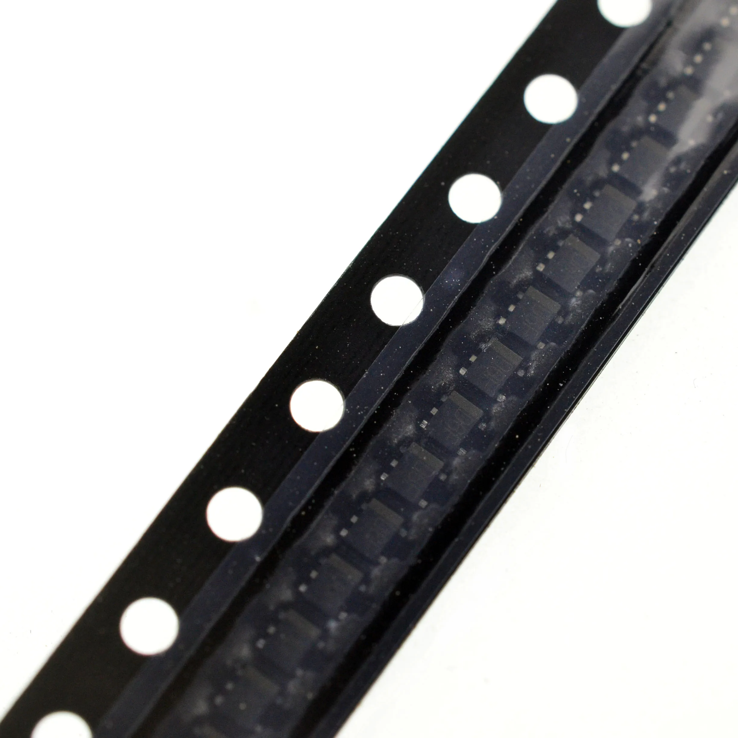 EMZ6.8E FJT2R D6F Крепление для диода SOT553