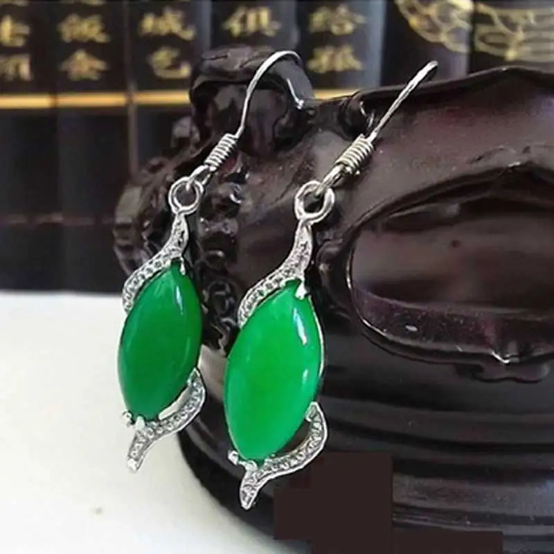 

Beautiful Natural Green jade Hook Dangle Water Drop Earring Fine Tear Dropping Green Stone Earrings Jewelry Girl Gift