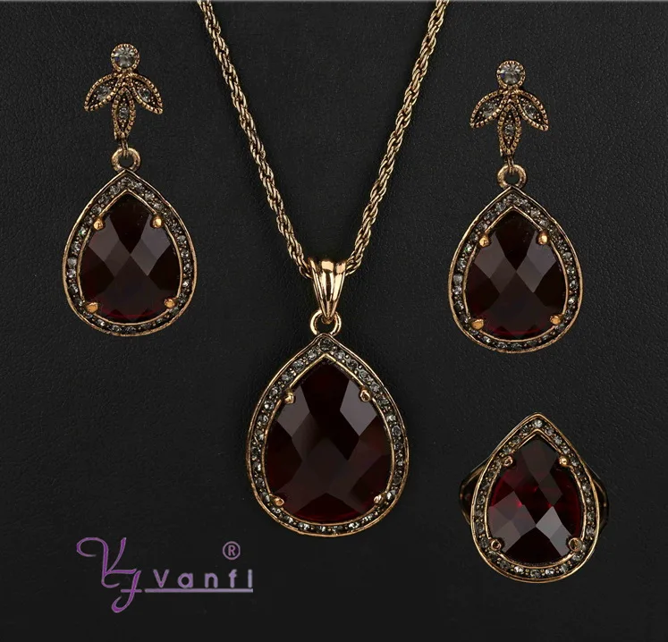 Luxury Party Jewelry Sets Antique Gold Color Stone Crystal Necklace Red heart Geometric Pendant Necklace Earrings Set