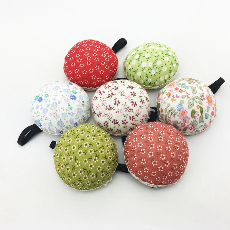 1Pc Ball Shaped DIY Craft Needle Pin Cushion Holder Sewing Kit Pincushions Sewing Pin Cushion Home Sewing Supplies