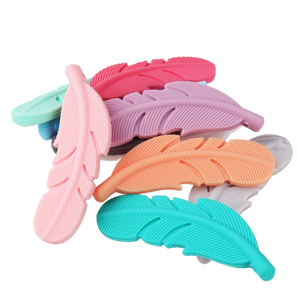 Wholesale 50 pieces Silicone Feather Teether Baby Teething Pendant Food Grade Silicone Toys For Baby Chew Toys BPA FREE