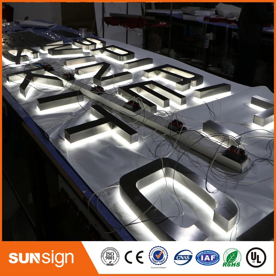 Winkel Teken Geborsteld Rvs 3D Outdoor Backlit Letters