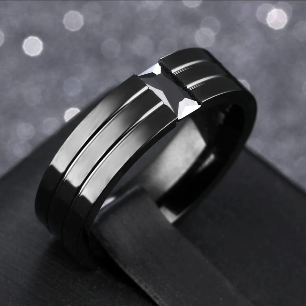Personality CZ Crystals Titanium Steel Men\'s Rings Gun Plated Black Zircon Single Ring For Men Gifts Vintage jewelry