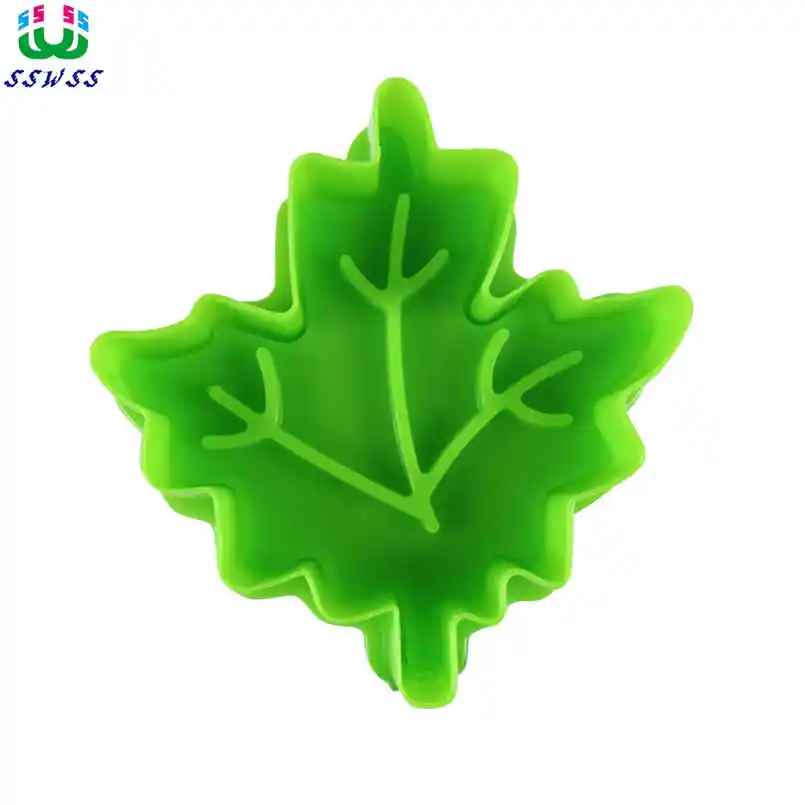 Maple Leaf In Autumn Pattern Cookie Cutters Plastic Pressable Biscuit Molds Cookie Stamp Cake Decorating Pastry Bakeware Tools