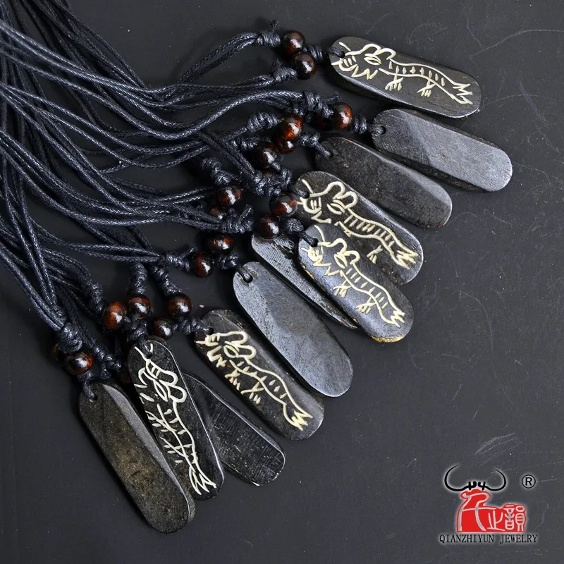 1PC Vintage Tibetan Yak Bone Necklace Black round Pendant Men\'s And Women\'s Talisman Jewelry Handmade Carved loong