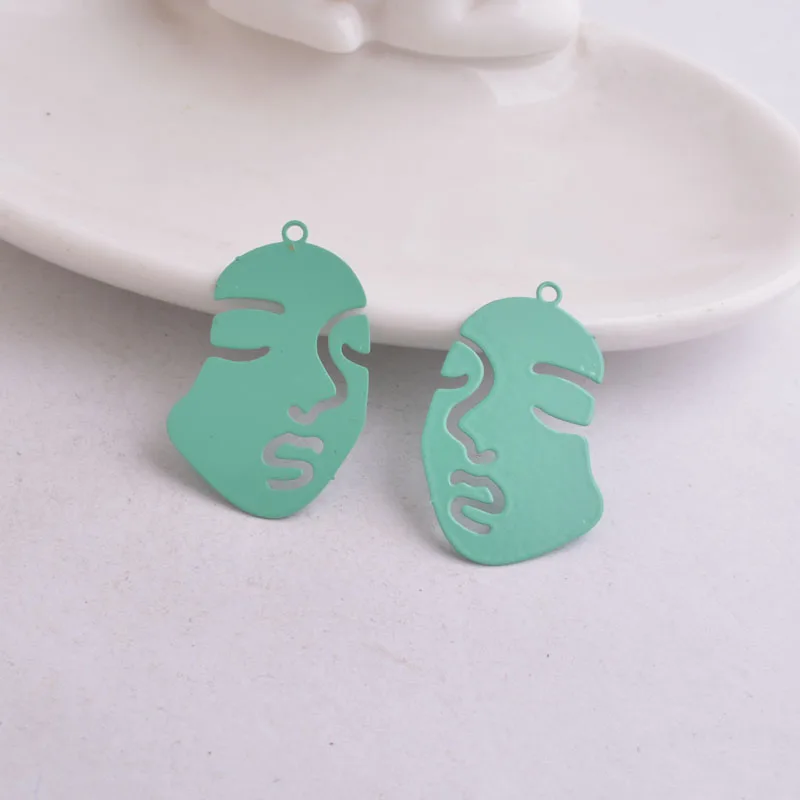 50 Stück AB5101 20mm*29mm Gesichtsmasken-Anhänger Gesichtsform-Artikel Anhänger DIY Ohrringe Schmuck – Detail 9