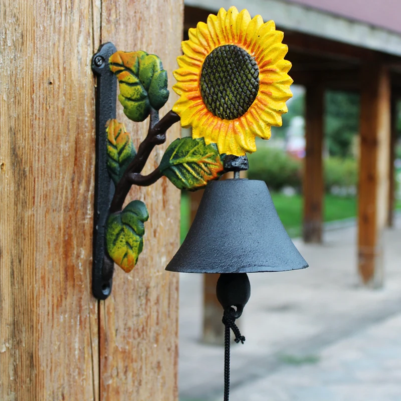 Heavy Duty Cast Iron Wall Bell Decorative Hand Painted Sun Flower Manually Hand Shaking Garden Home Decor Wall Hanging Doorbell