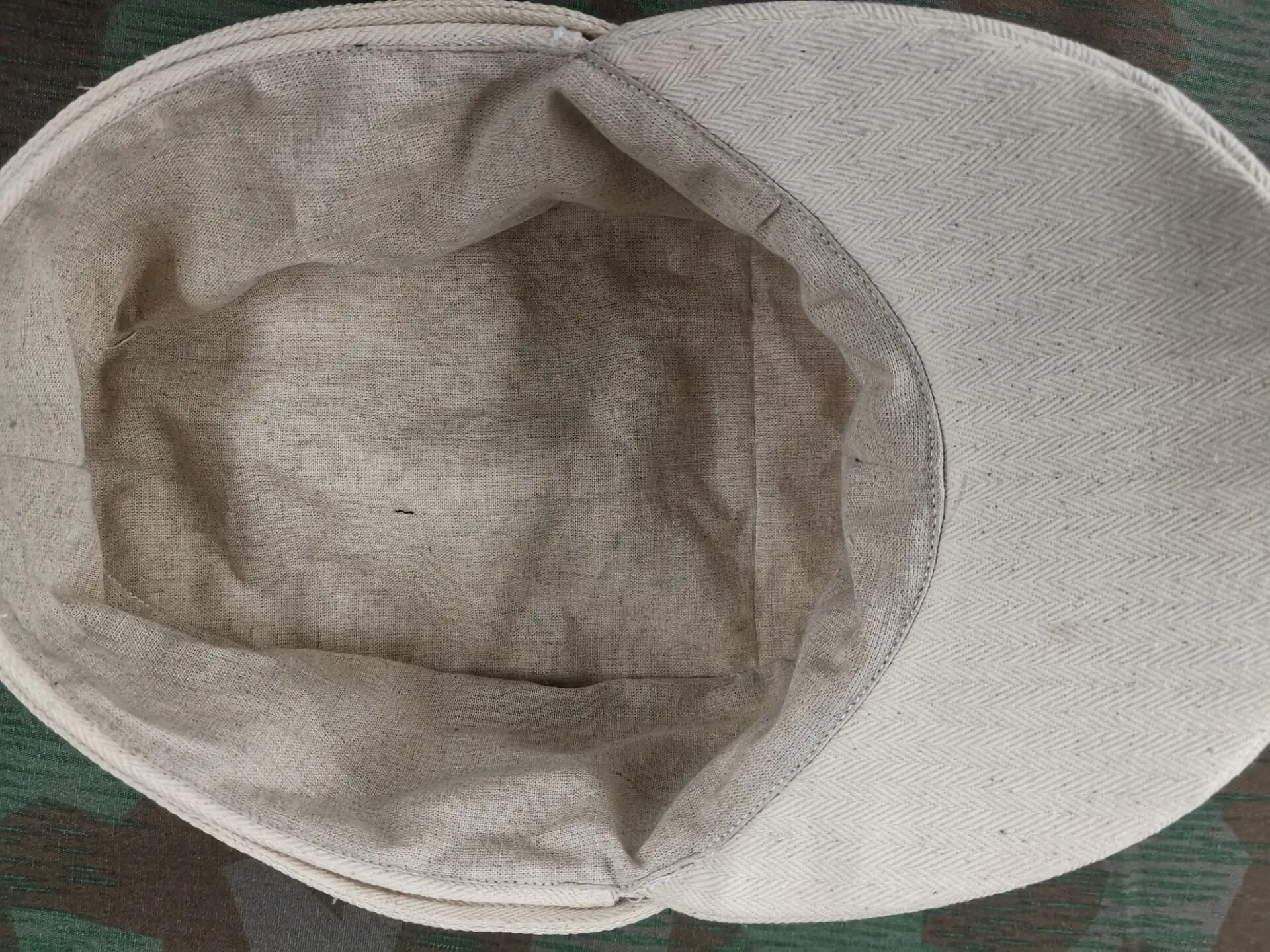 WW2 E.M.D German .M43 Officer hat . HBT