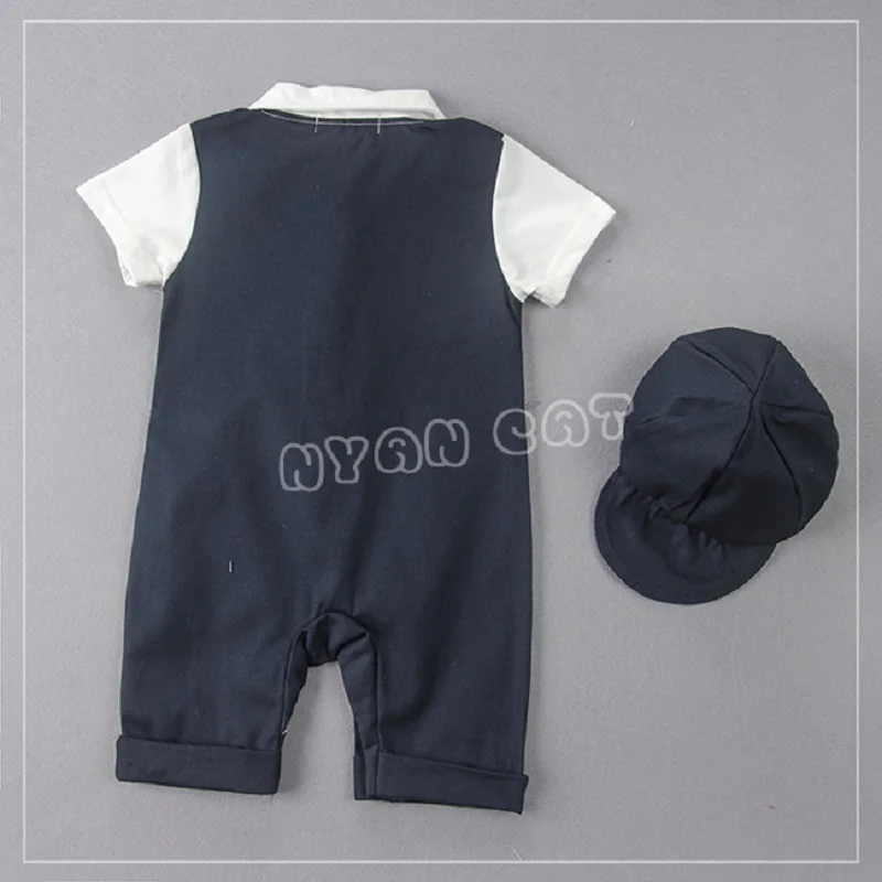 2018 Navy Beige Fashion Baby Boys Clothes 0-2Years Baby Rompers Tuxedo Jumpsuit+Hat Vest Baby Clothing Set Costume Party Dress