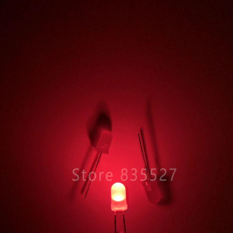 100 stks/partij F5 5mm Ronde LED in de kleur DIP Rood Turn Rode LED light emitting diode Voor DIY verlichting lamp kralen