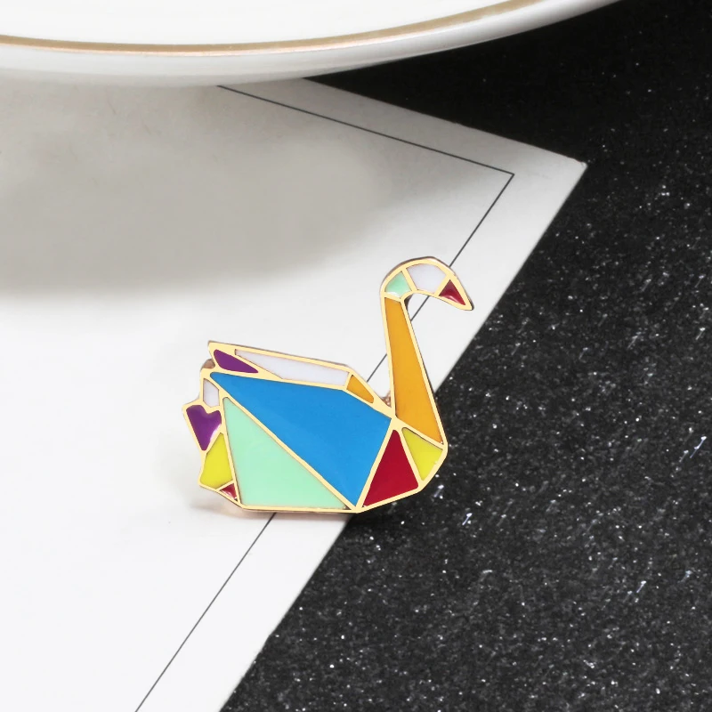 Origami Animal Brooches For Women Colorful Metal Pin Elephant Cat Rabbit Goose Whale Horse Bear Lapel Pins Kids Cartoon Badge