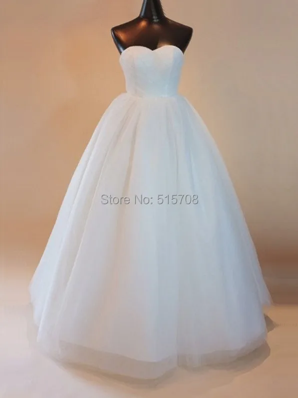 Wedding Dresses Sweetheart Lace Up in Back Ball Gown Floor Length Tulle Church Garden Bridal Dress