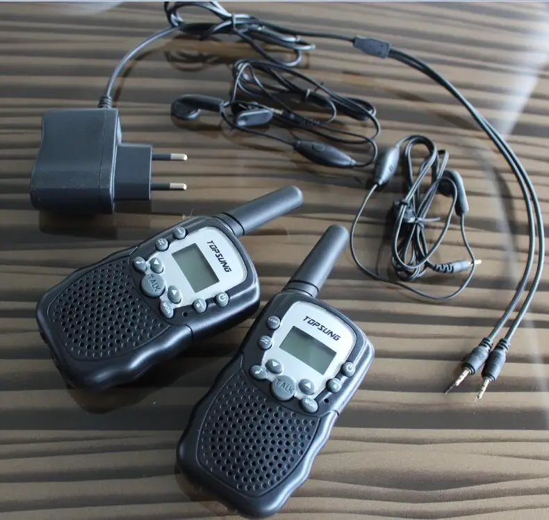 New kids portable radio walkie talkie pair T388 twin talkabout FR mobile handy talkie radios PMR comunicador w/ flashlight