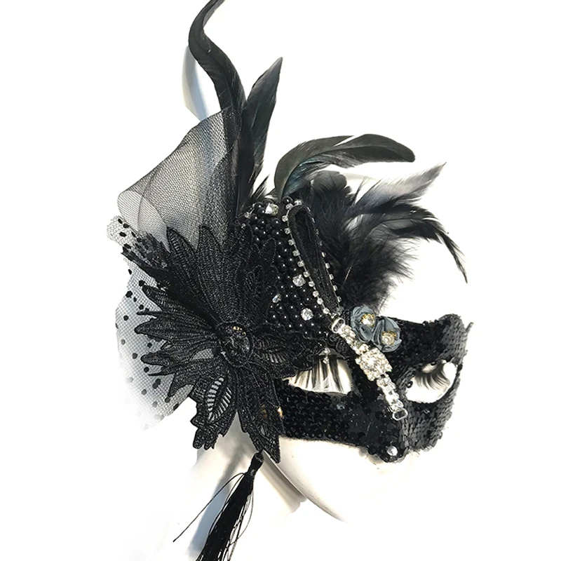 

Fashion Cosplay Masks Feather Lady Handmade Half Face Masks Masquerade Halloween Christmas Tassel Black Mask Gothic Cosplay