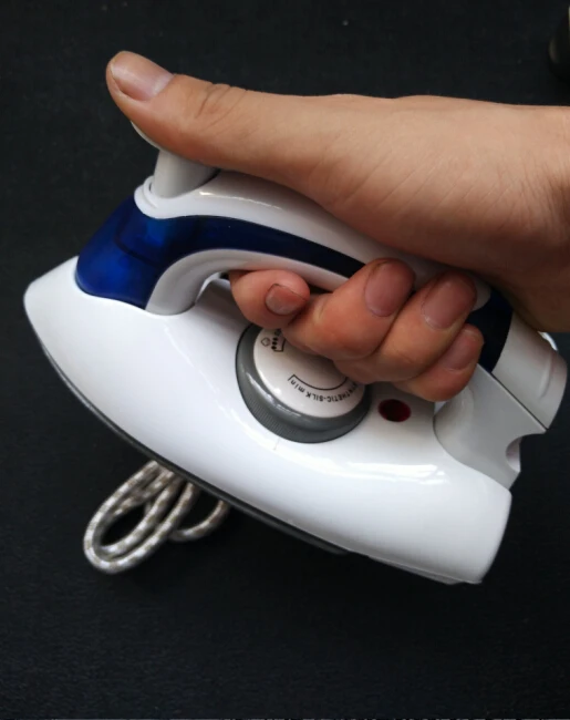 2015 fashion foldable 3 gears steam iron control portable manual travel mini iron steamer handle rotary 90 degree 700w