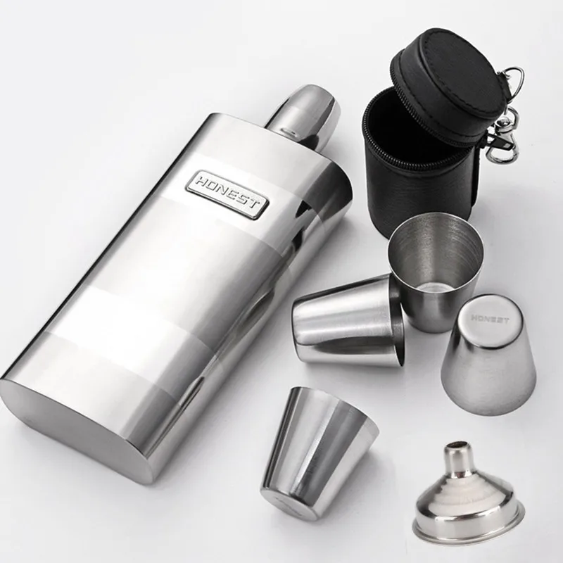 

Alalinong 12OZ Food Grade Hip Flask Man Portable Liquor Whisky Flask Stainless Steel 304 Hip Flask Funnel Set With Gift Box Gift