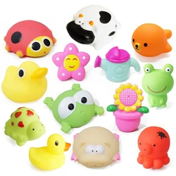 Juguetes de baño de dibujos animados para bebés, animales, pato, espátula de agua, goma suave colorida, juguetes de agua para nadar, regalos para bebés, juguetes clásicos