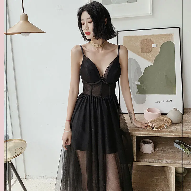 Prom Gaun Malam untuk Pesta Musim Panas Vestido De Festa Lembut Tulle Seksi V-Leher Spaghetti Strap Gaun Hitam Kecil Sukienki