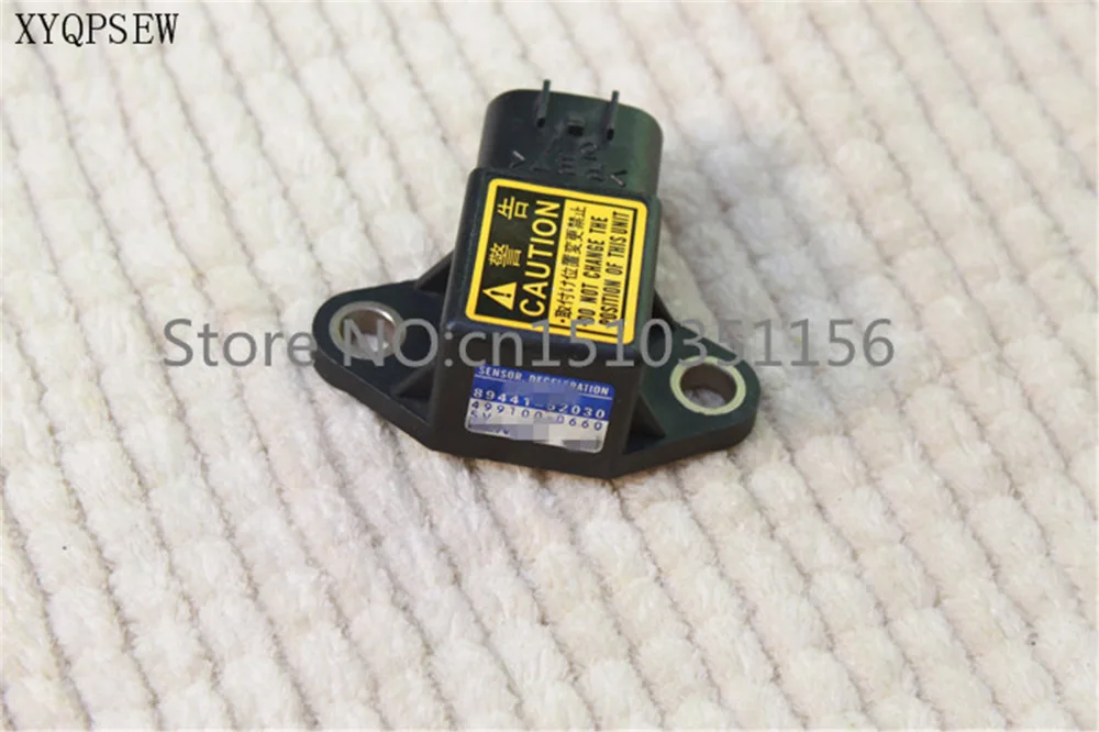 

XYQPSEW For Toyota yaw / acceleration sensor,89441-52030,499100-0660