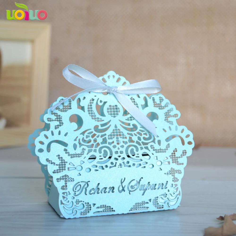 50pcs Cheap Lace Paper Sweets Cake Chocolate Gifts Bags Laser Cut Wedding Favor Boxes