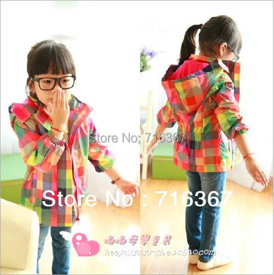 

Free Shipping- kids/girls topolino hooded water resistance jacket w/ fleece lining, rainbow plaid Trench coat (MOQ: 1pc)