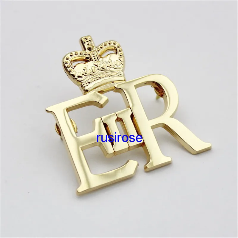 Personalized letters ER hollow crown golden brooch badge custom metal, letter badge production, simple LOGO crown badge custom