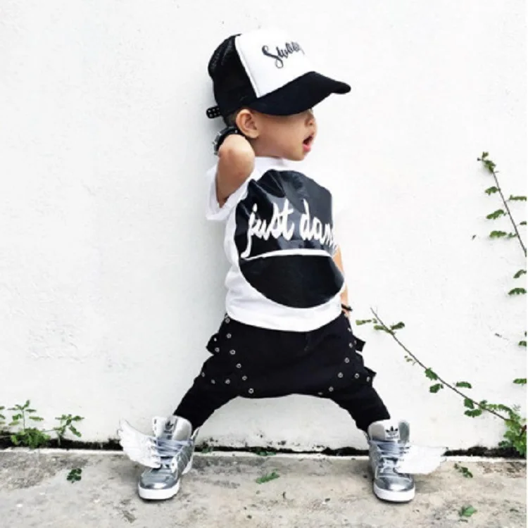 2017 Spring summer fashion baby clothes sets European and American T-shirt + pants suit 0-2 years baby boy / girl clothes