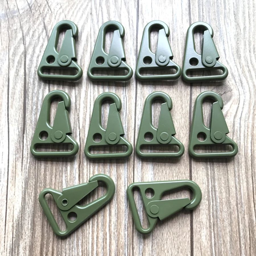 high quality Hiking Backpack Clasp Olecranon Molle Hooks Camping Survival Gear EDC Tactical Carabiner Military outdoor tools