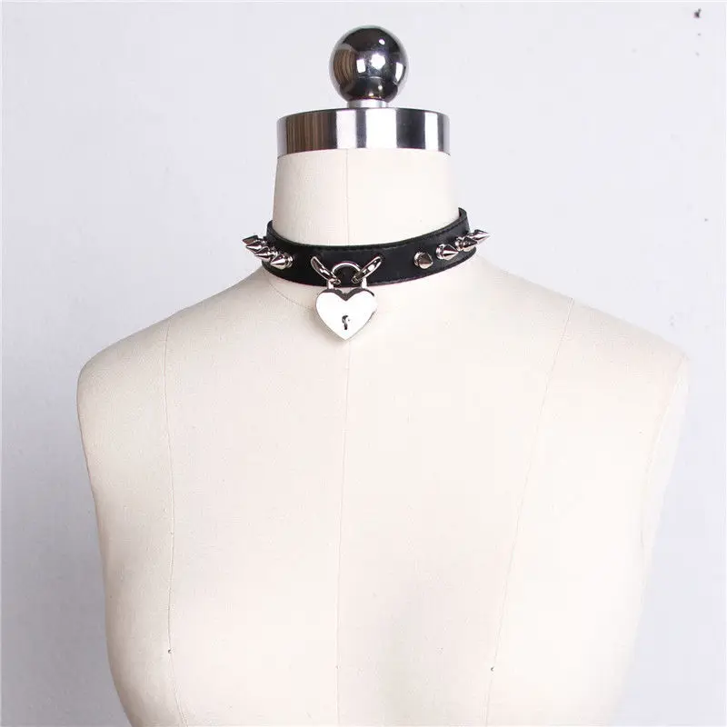 Cool Sexy Punk Gothic Handmade Spikes Studded Love heart Choker Lock Lockable Key Collar Necklace