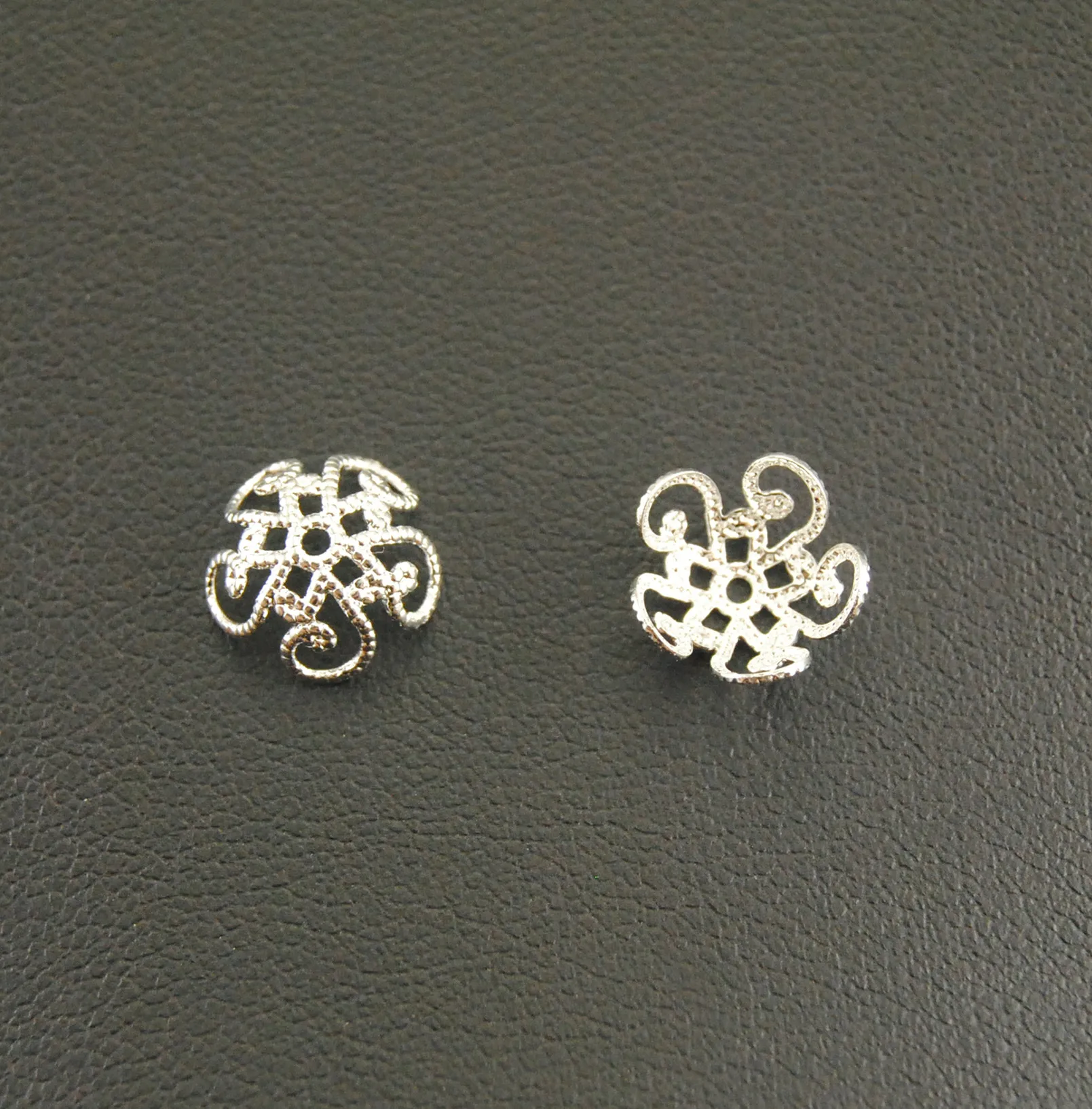 50pcs Metal Zinc Alloy  Bronze Hollow Flower End Beads Caps Jewelry Findings,Accessories 10mm A1219/A1220