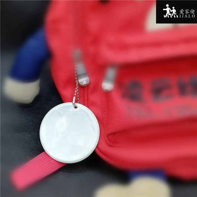 6.5CM Round Reflective Keychains Charm Bag Pendant Accessories Reflective Keyrings For Road Safety Use 11 color