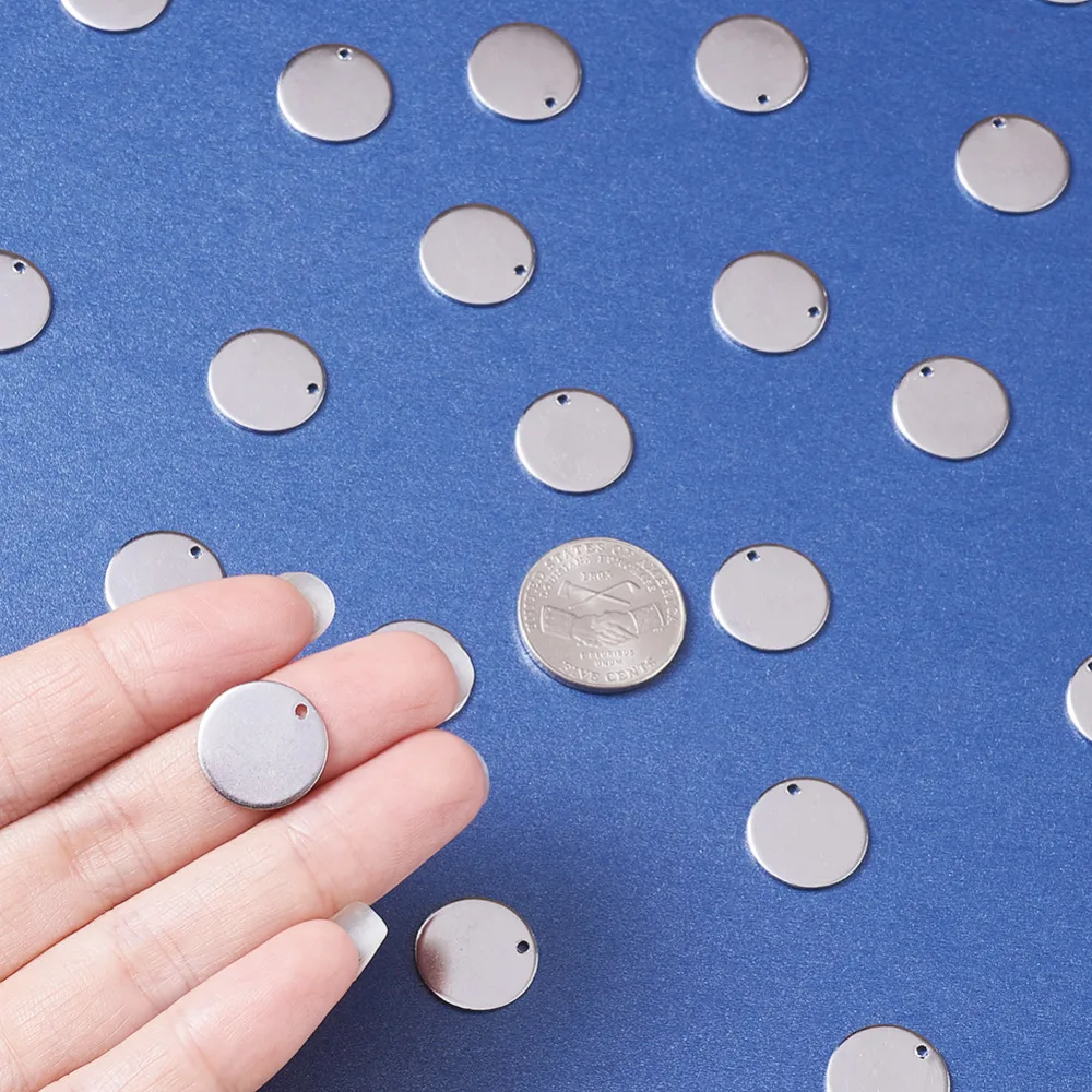 100pcs 15mm Stainless Steel Flat Round Charms Pendants Metal Blank Stamping Tags for Jewelry Smooth Surface Hole: 1mm