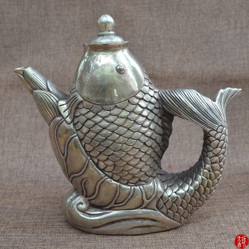 Rare Old QingDyansty(QIANLONG:1711--1799) silver Fish teapot,best collection&adornment