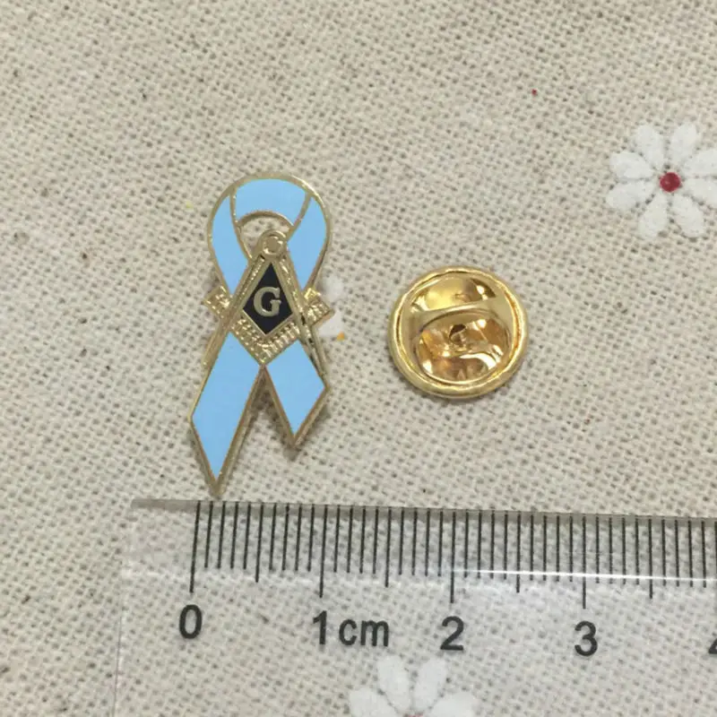 

100pcs Custom Logo Pin Badge Blue Color Masonic Breast Cancer Awareness Pin Brooches Mason Freemason Souvenir Emblem Gift