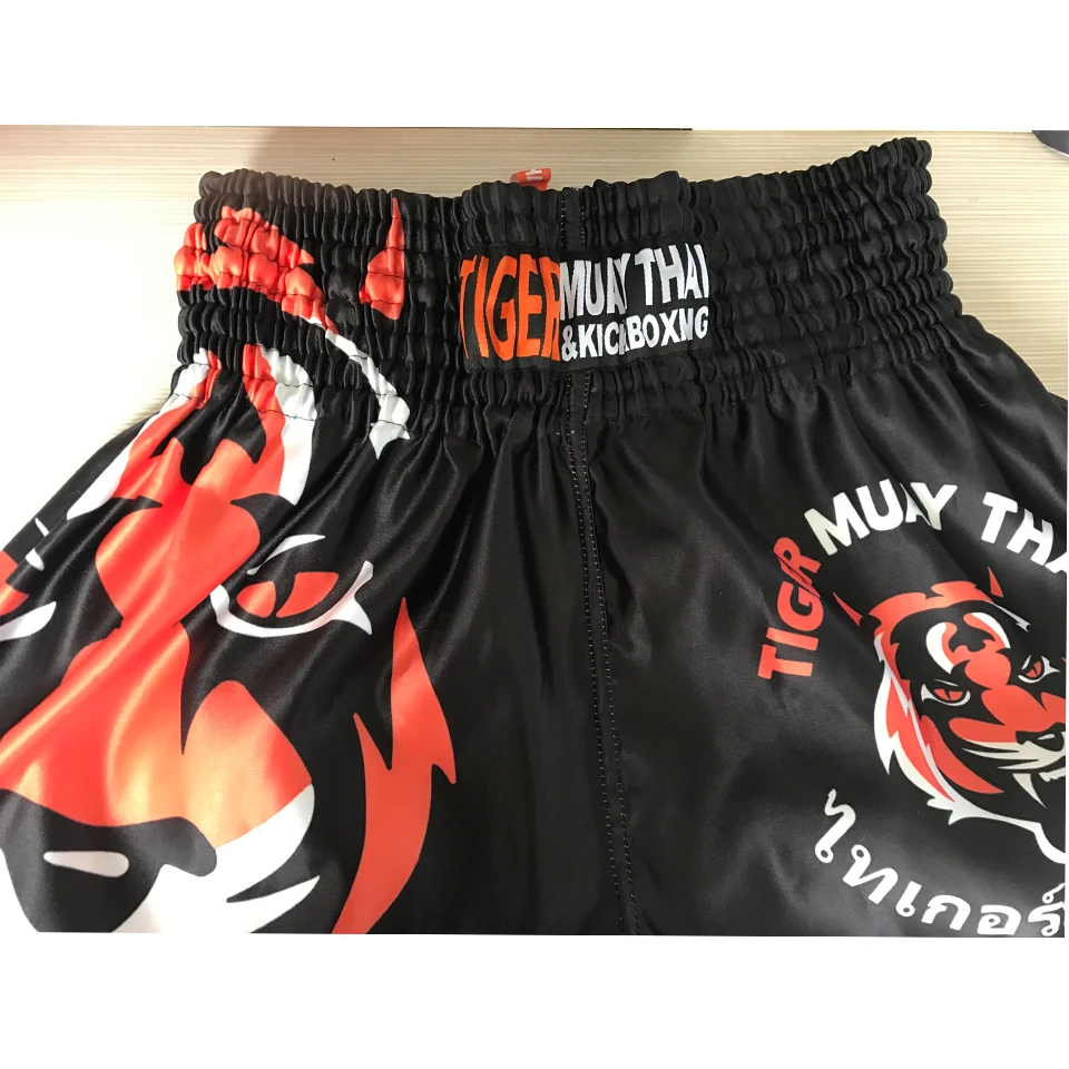 MMA Tiger Muay Thai guantoni da boxe incontro di boxe Sanda formazione traspirante pantaloncini muay thai abbigliamento boxe Tiger Muay Thai mma