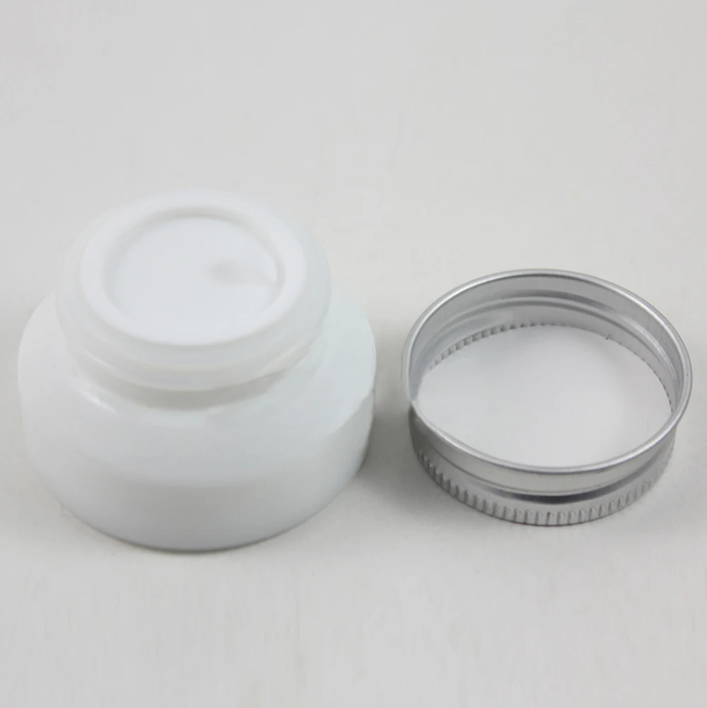 30pcs 15g white glass cream jar with matte silver aluminum lid, empty 15g glass cosmetic jar for sample ,15g mini glass bottle