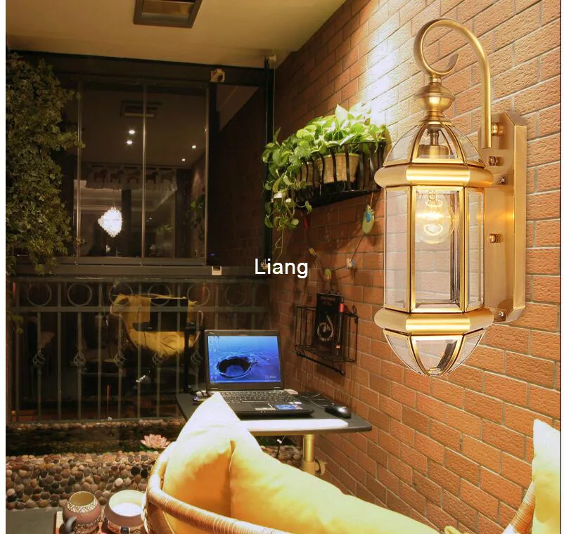 Trasporto Libero Nordic Americano Classico Rame Bronzo Lampada Da Parete Per Esterni D20cm H40cm Ottone Vetro Riparo Della Parete AC 100% Garantito
