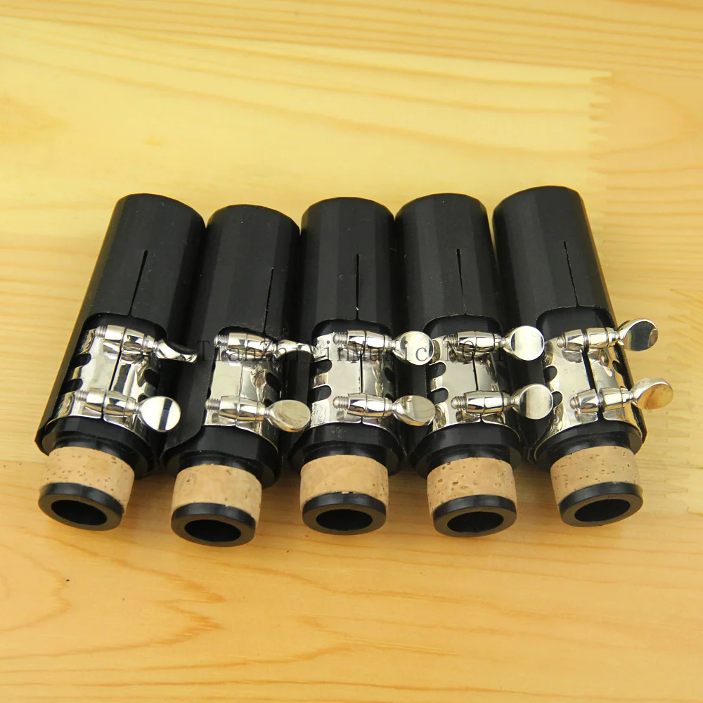 

Clarinet parts 5 set bB Clarinet mouthpiece reeds +ligature + cap