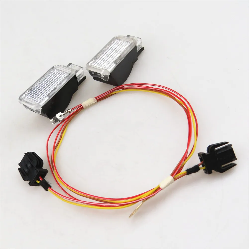Luz de advertencia para Panel de puerta de maletero de coche, lámpara con arnés de enchufe para Seat Leon, Toledo, Ibiza, Sharan, Q3, Q5, Q7, TT, A6, A3, A4, A5, 8KD947415C