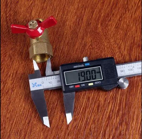 أجزاء فلتر المياه صمام كروي نحاسي ذكر 1/2 "إلى أنثى 1/2"