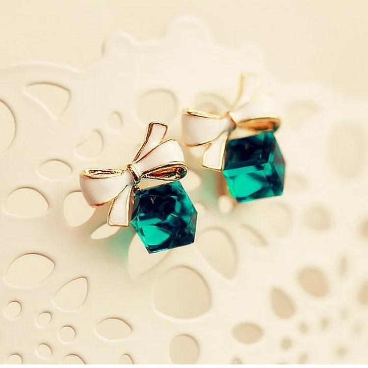 2018 Hot Sale New Fashion Jewelry Chic Shimmer Bow Cubic Crystal Blue Earrings Rhinestone Stud Earrings For Women Brincos