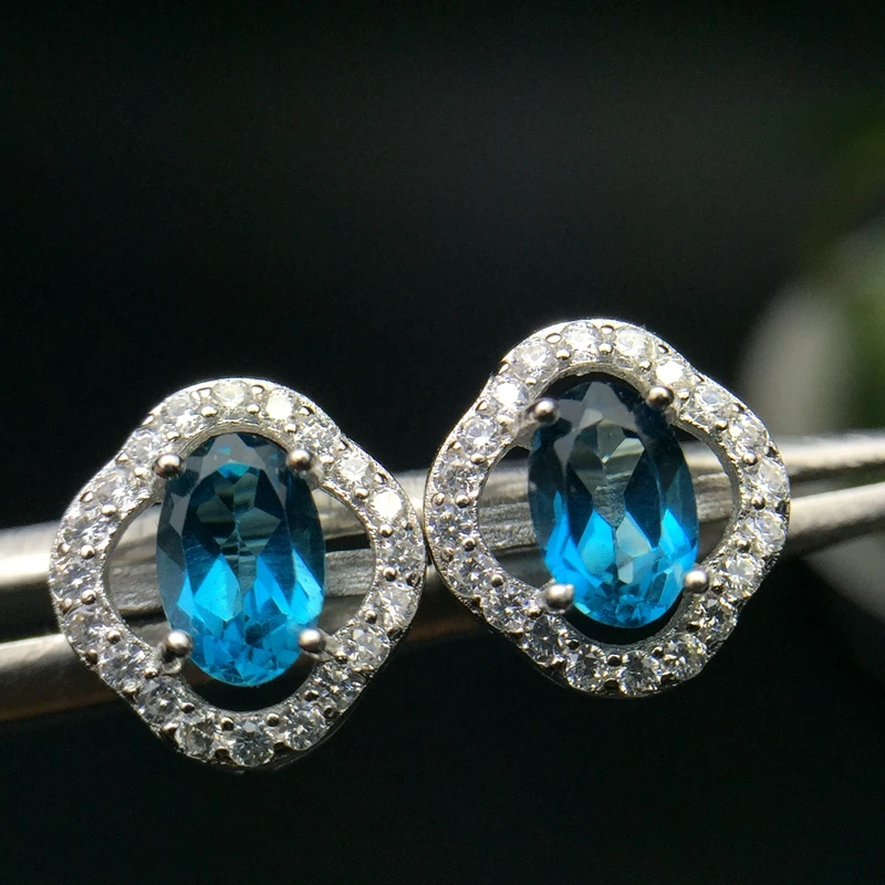 Shopkeepers recommend simple, exquisite, natural Topaz ear studs, color treasure maker 925 silver.