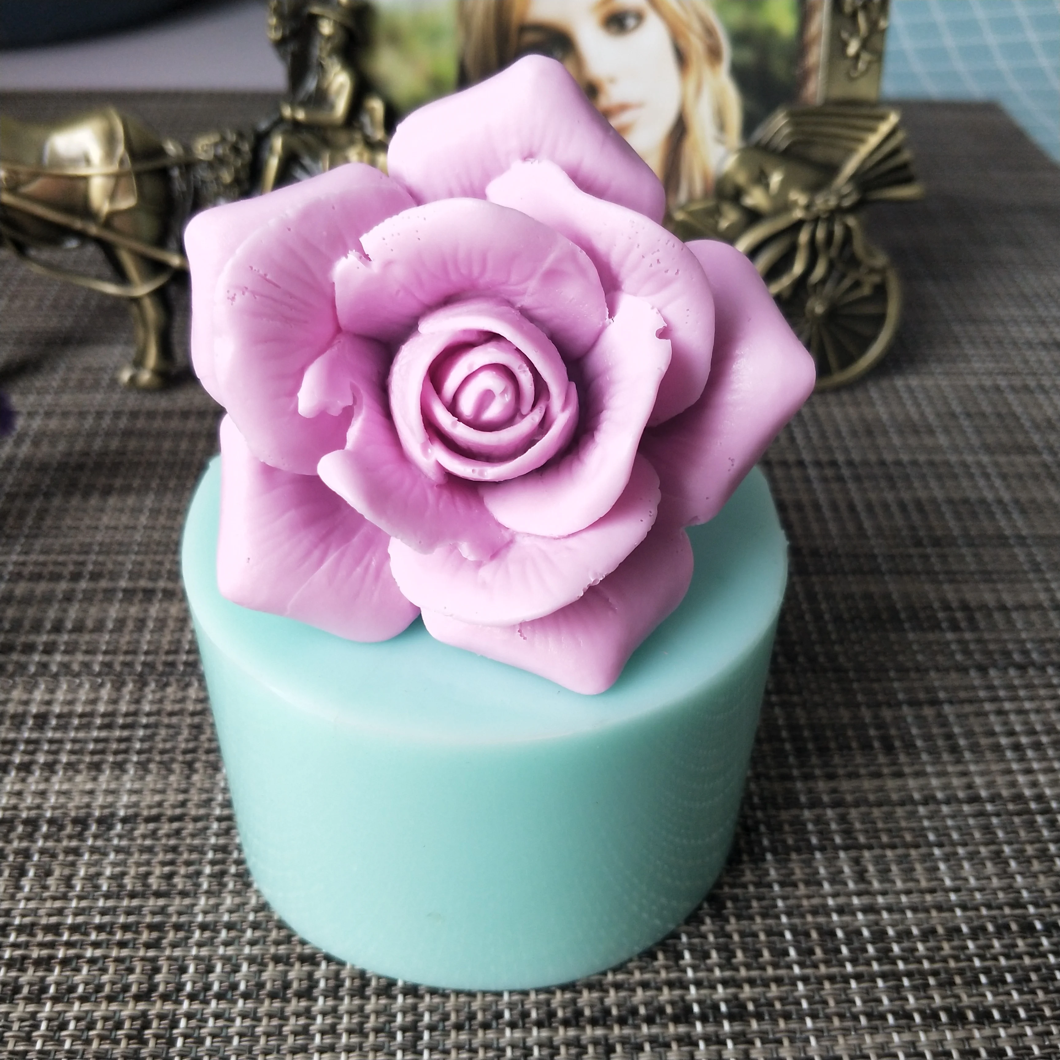 PRZY Silicone Soap Mold Rose Flower Soap Handmade Soap DIY Aroma Mould Soap Making Moulds Resin Clay Molds Eco-friendly