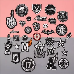 Fabric Embroidered Skull Hand Patch For Clothes Stickers Bag Sew Iron On Applique DIY Apparel Sewing Clothing Accessories BU156