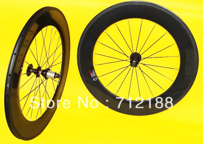 

Full carbon Road bike 700C clincher wheelset 88mm - Clincher Rim (F : 20H / R : 24H)