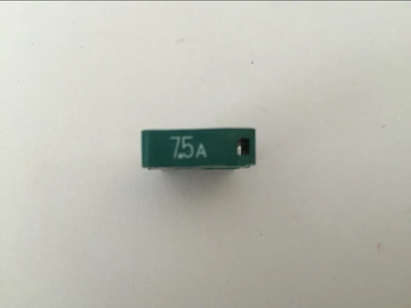 1pcs High Quality New MP75 7.5A DAITO Fuse