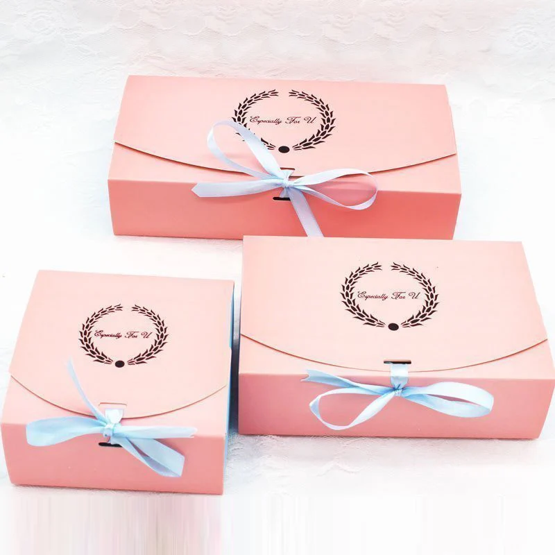 

20Pcs kraft paper box Wedding party garland Ribbon Pink cupcake Cookies candy box Maccaron Floral Gilding gift packaging bag